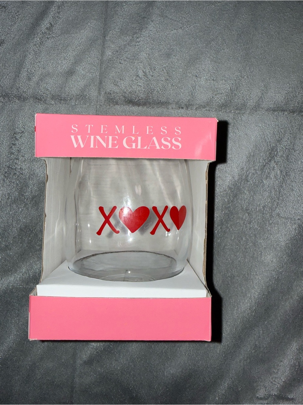 Stemless Wine Glass with Red XOXO Hearts